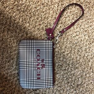 Wristlet